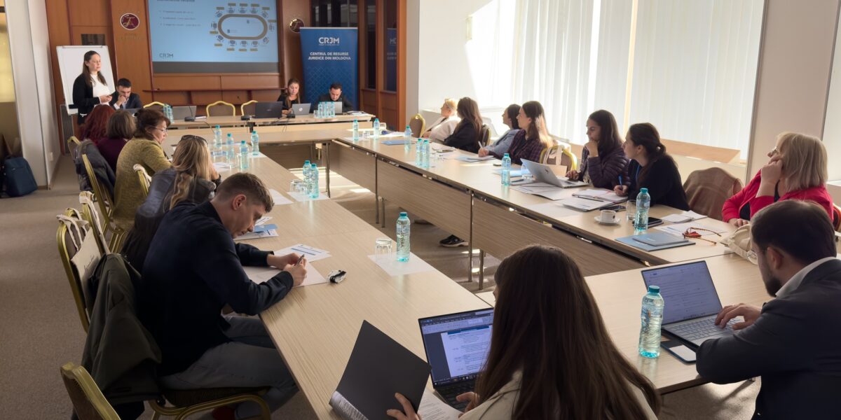 Informațiile juridice, pe înțelesul jurnaliștilor: CRJM ghidează reprezentanții mass-media printre subiectele complexe ce vizează statul de drept